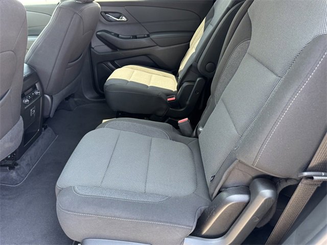 2023 Chevrolet Traverse Cloth photo 9