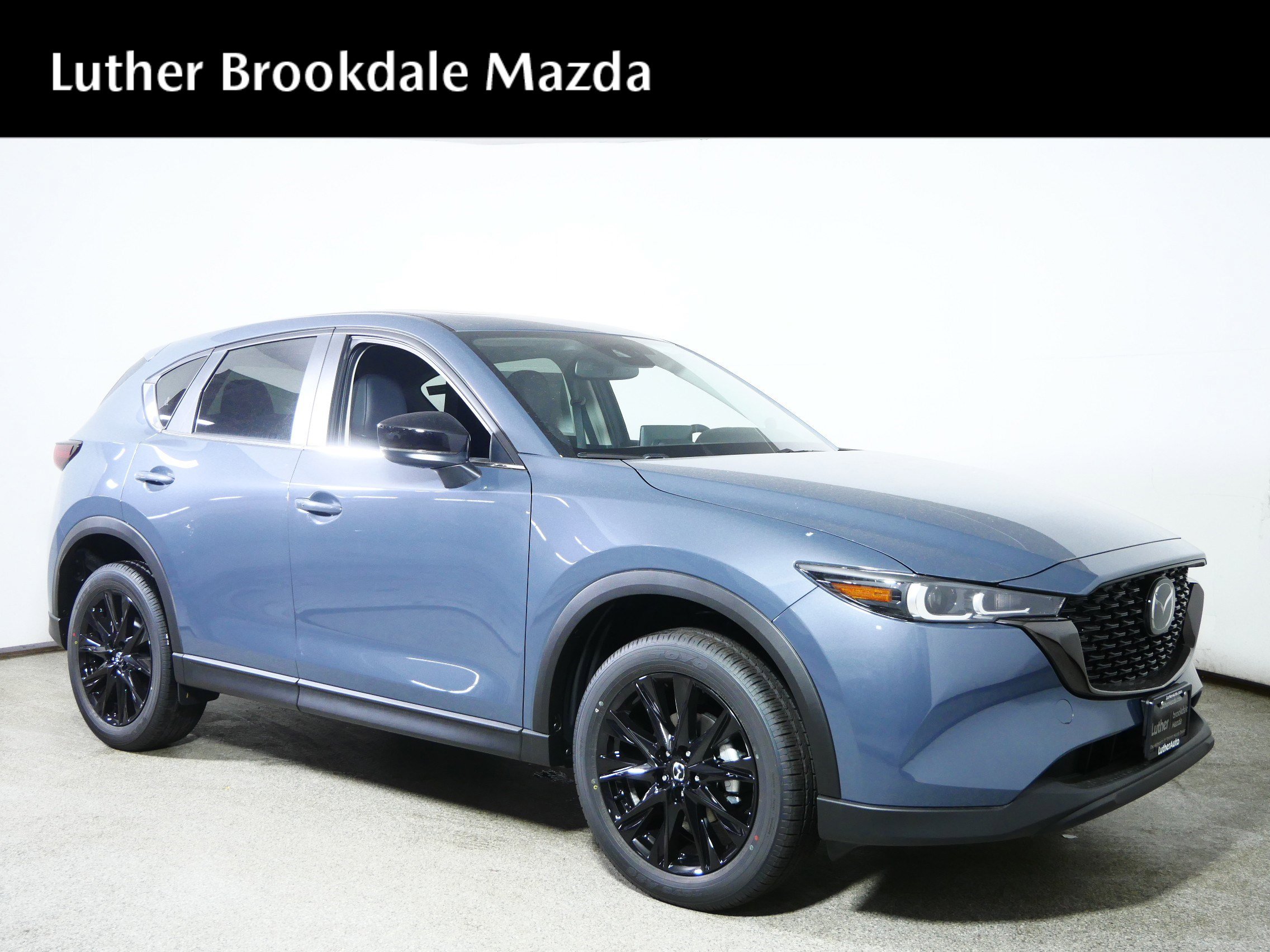 2025 Mazda CX-5 S Carbon Edition's photo