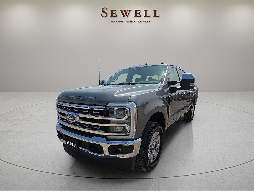 2025 Ford F-250 Super Duty Lariat's photo