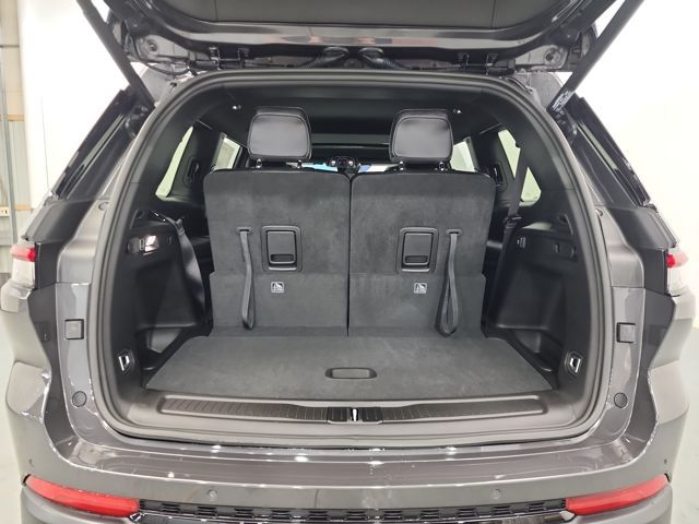 2025 Jeep Grand Cherokee Altitude X photo 24
