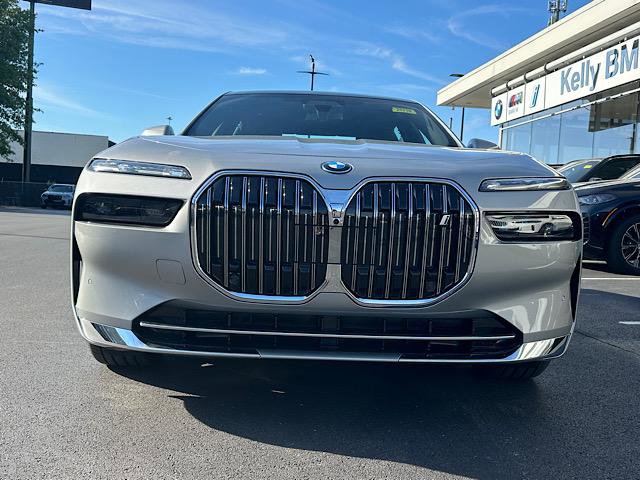 2026 Bmw i7 xDrive60 photo 2