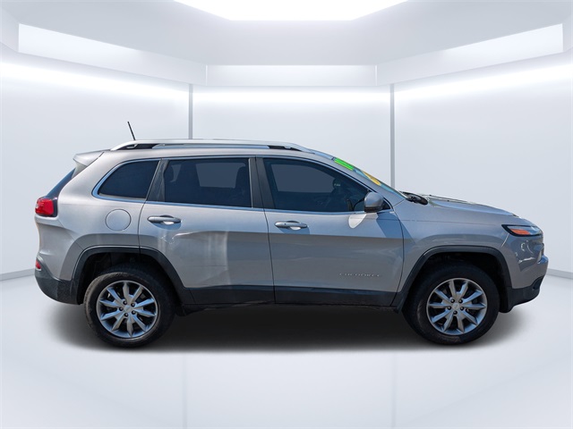 2018 Jeep Cherokee Limited photo 2