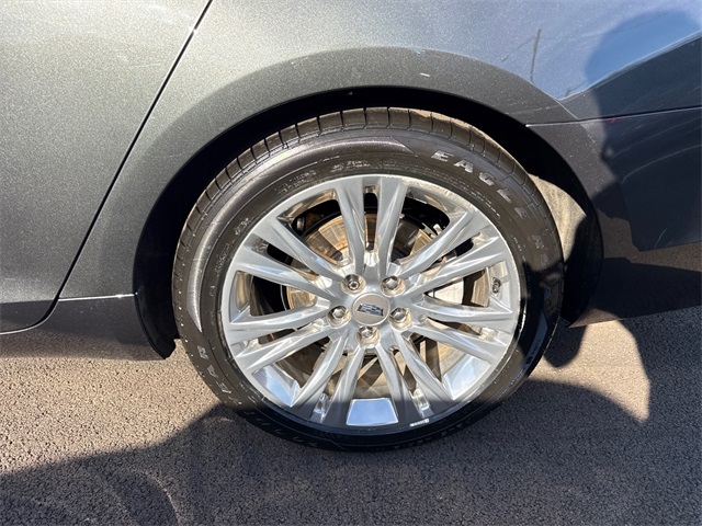 2019 Cadillac XTS Luxury photo 4