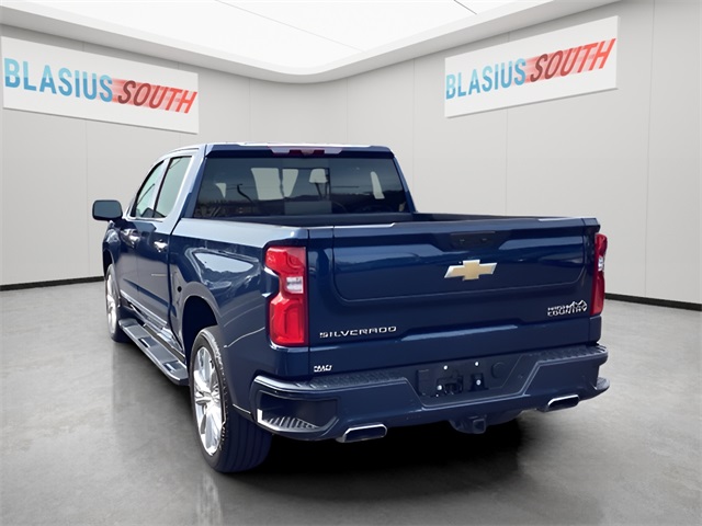 2023 Chevrolet Silverado 1500 High Country photo 4