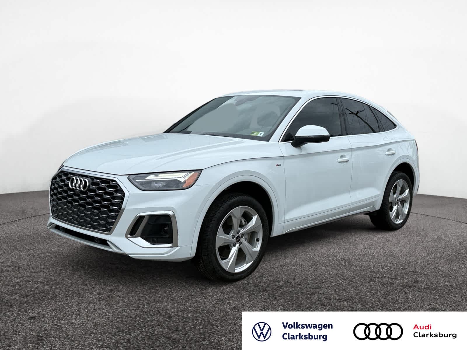 2024 Audi Q5 Sportback Premium Plus's photo