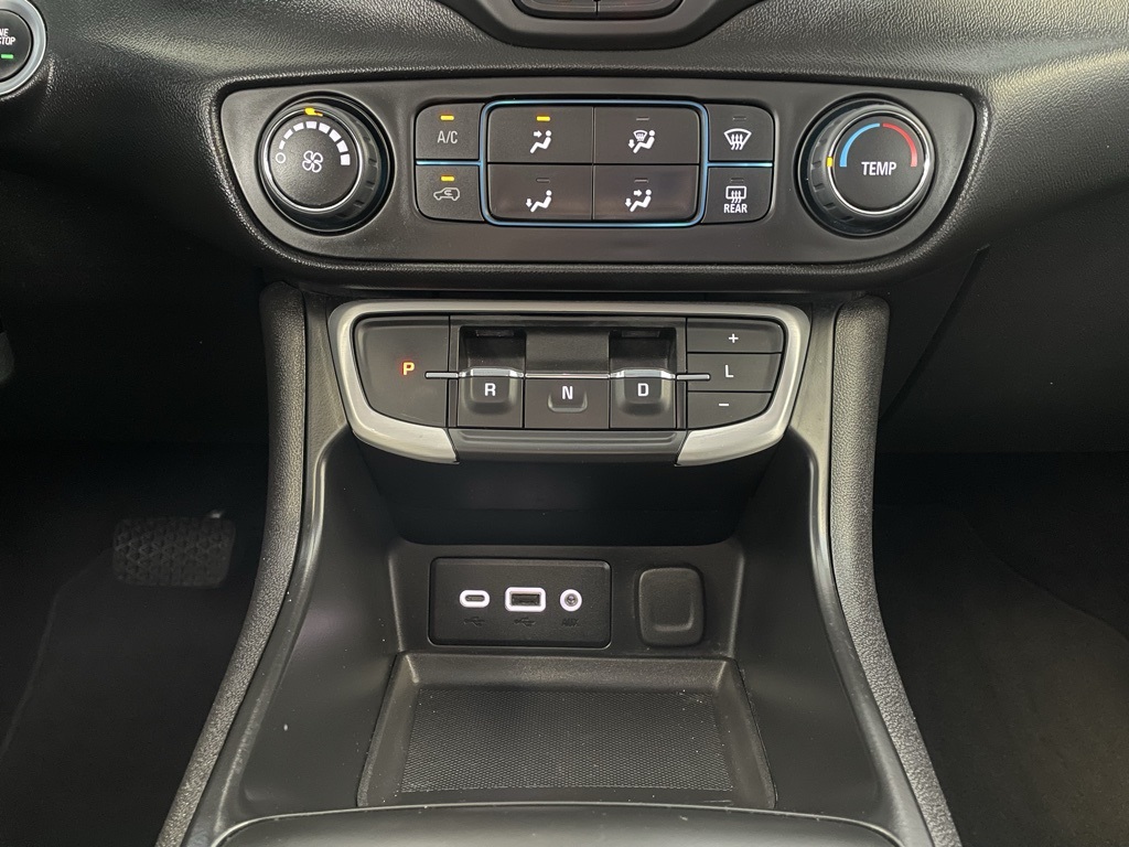 2023 Gmc Terrain SLE photo 17