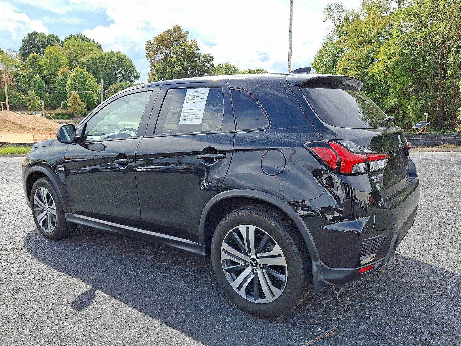 2024 Mitsubishi Outlander Sport ES photo 2