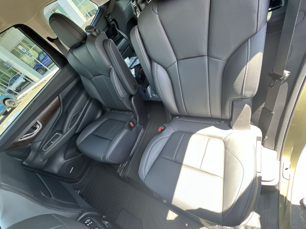 2025 Subaru Ascent Touring photo 24