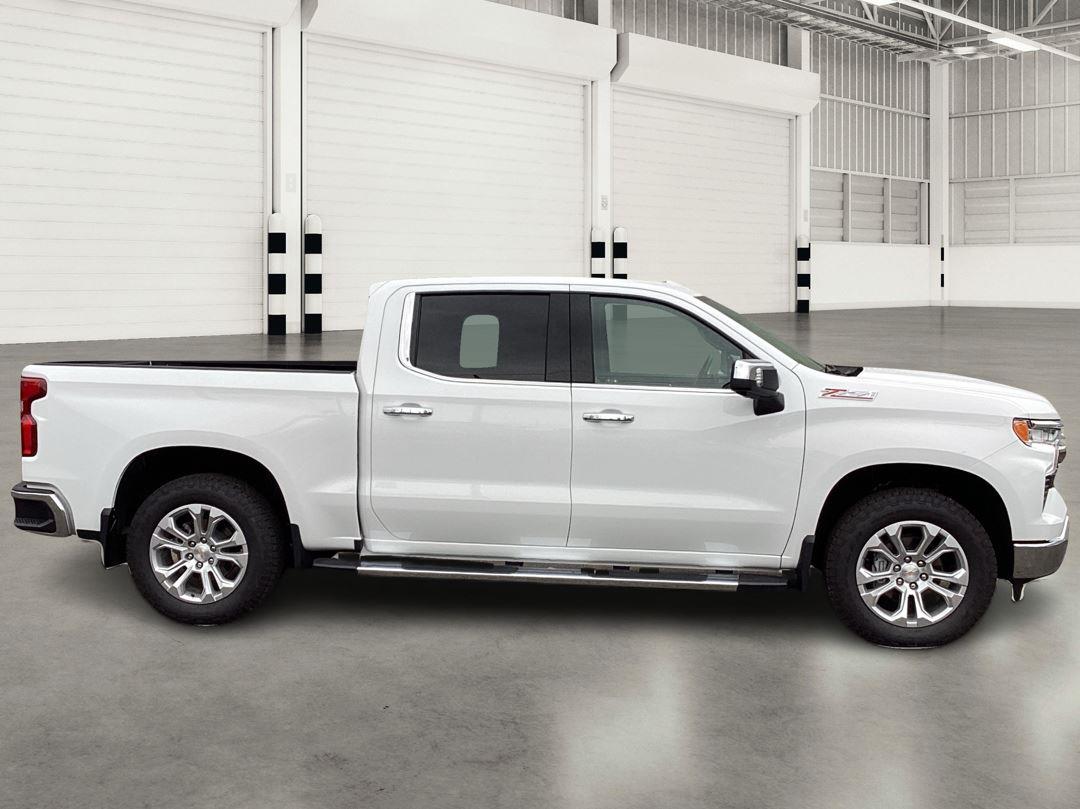 2025 Chevrolet Silverado 1500 LTZ photo 4