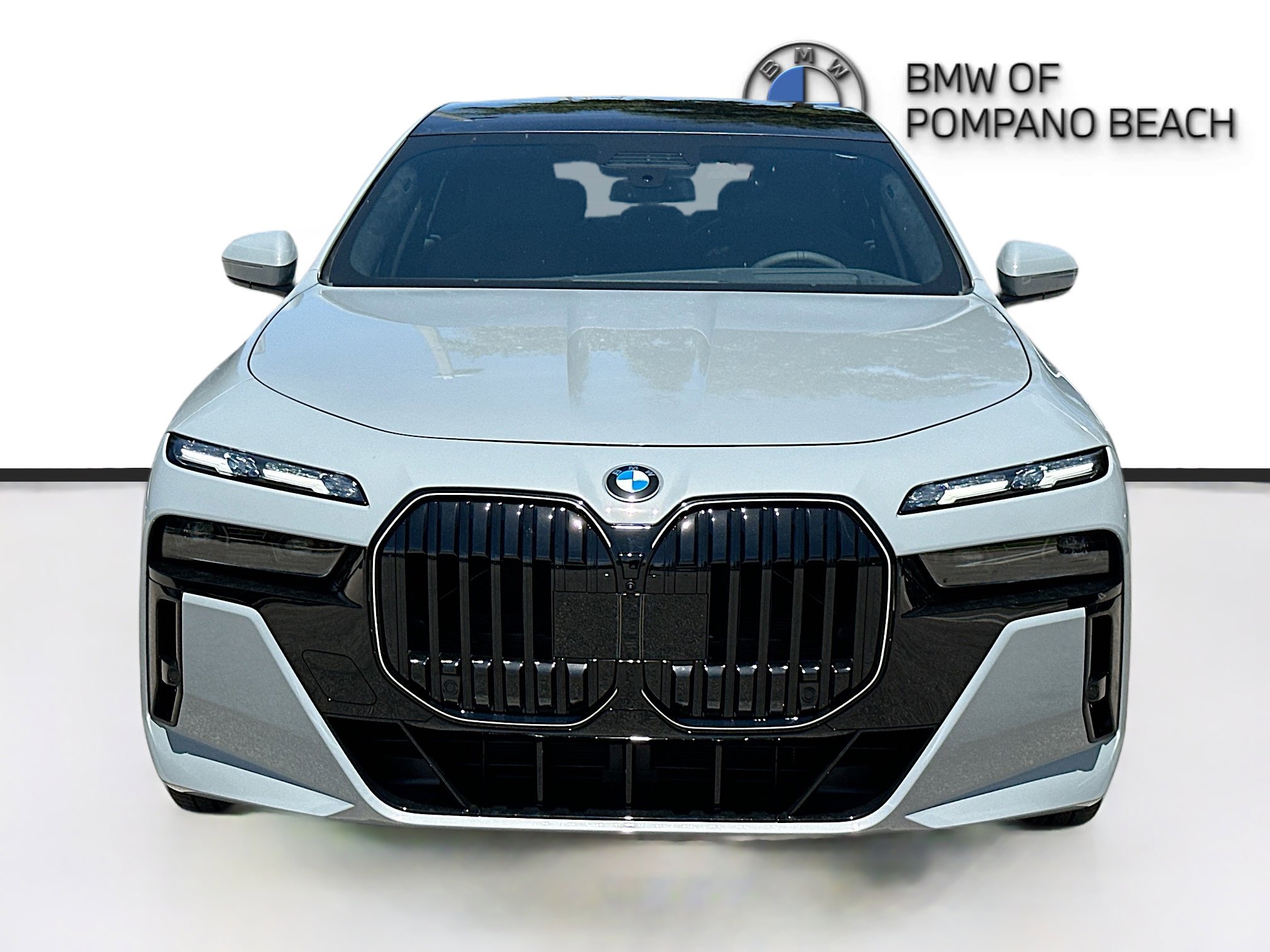 2025 Bmw 760i xDrive photo 2