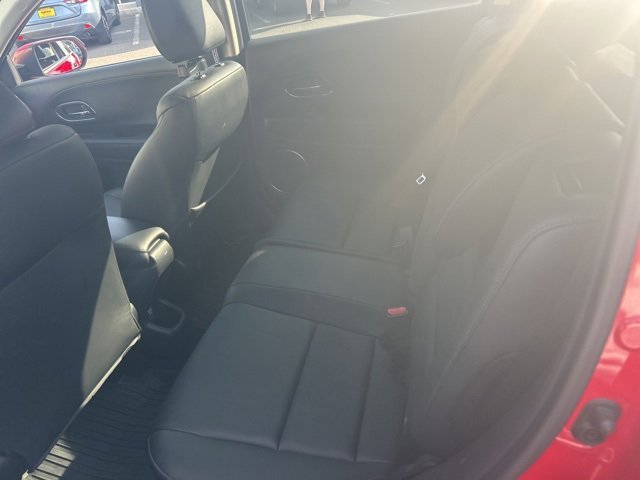 2017 Honda HR-V EX-L photo 2