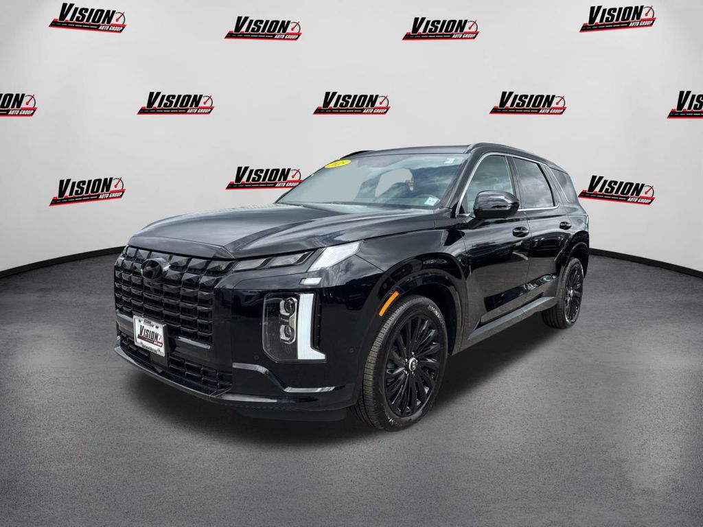 2025 Hyundai Palisade Calligraphy Night Edition's photo