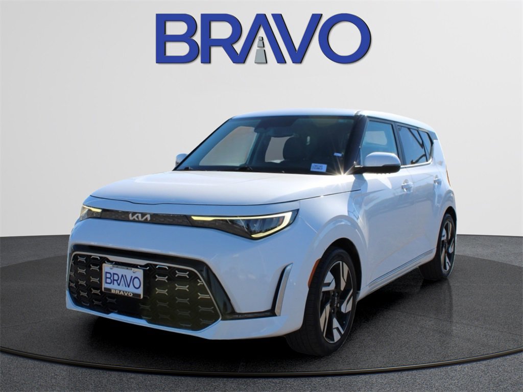 2023 Kia Soul GT-LINE's photo