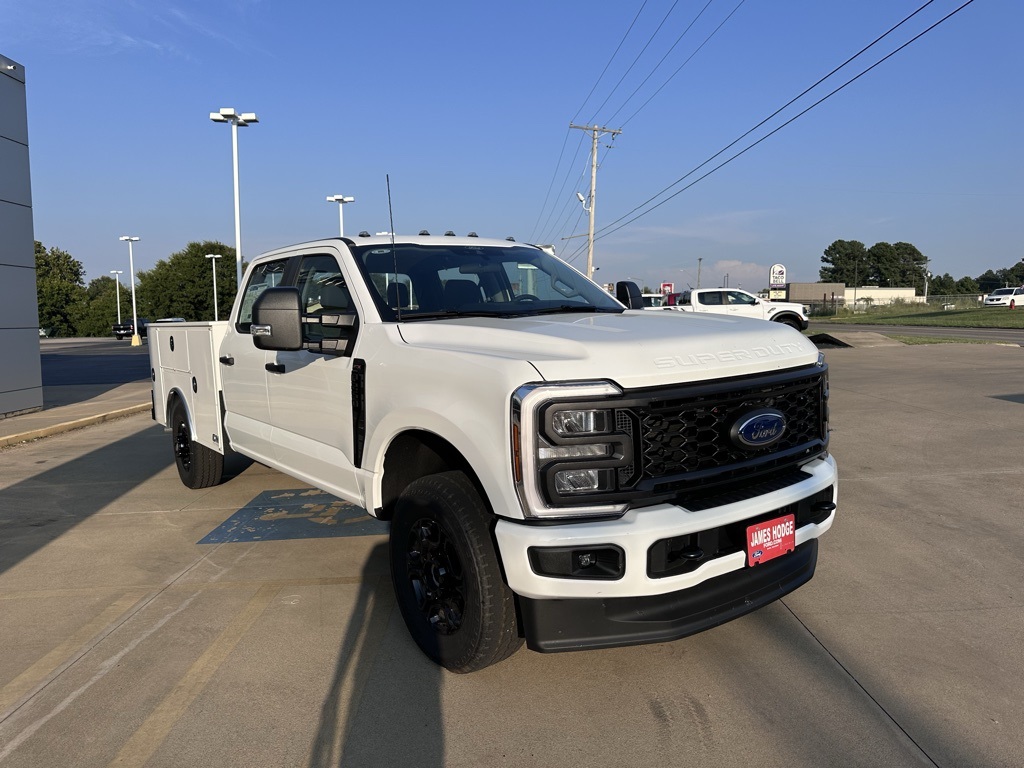 2026 Ford F-250 XL photo 4