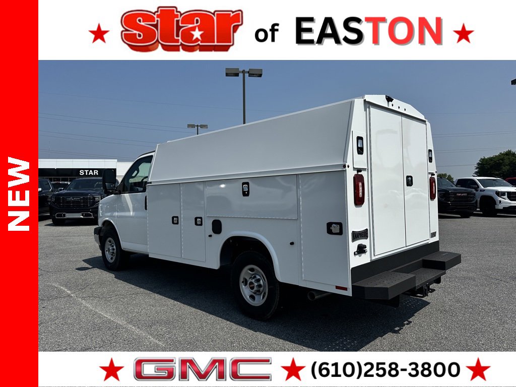 2025 Gmc Savana Cutaway 3500 photo 5