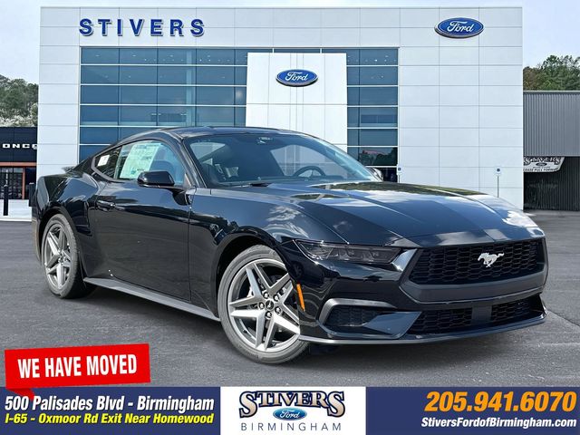 2025 Ford Mustang EcoBoost's photo