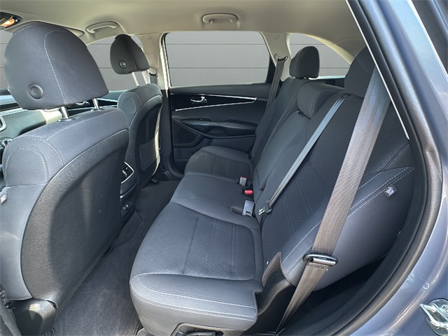 2019 Kia Sorento L photo 15