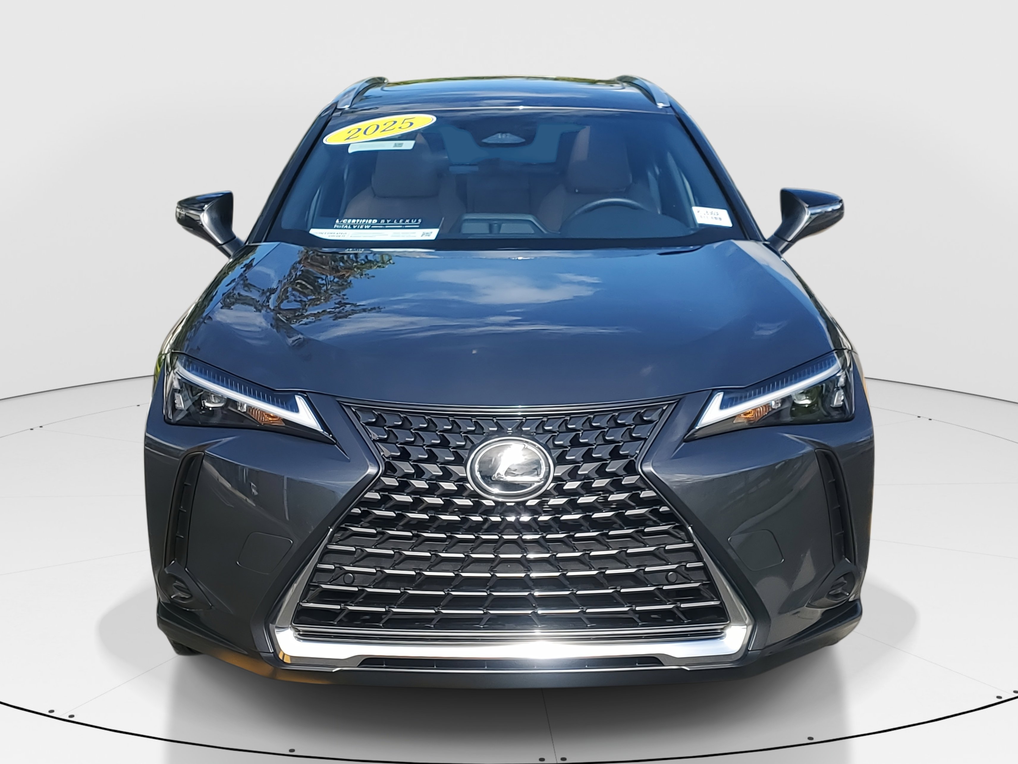 2025 Lexus UX Premium photo 3