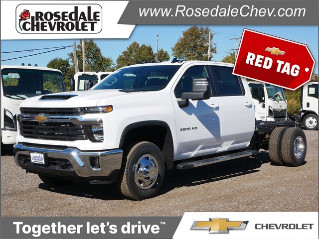 2026 Chevrolet Silverado 3500HD LT's photo