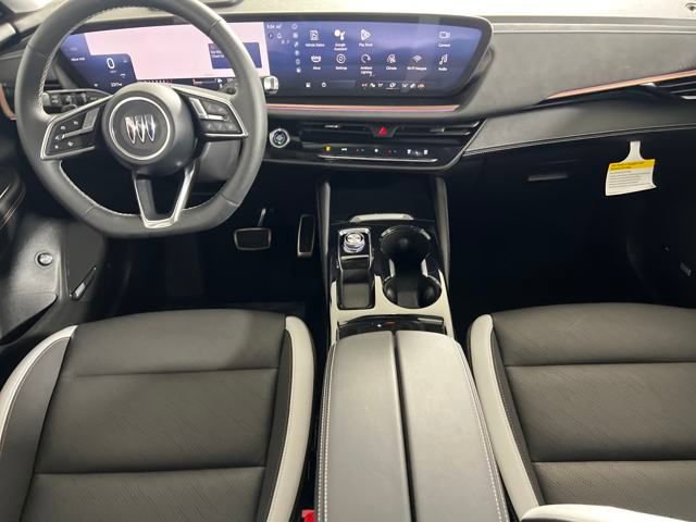 2025 Buick Envision Sport Touring photo 2