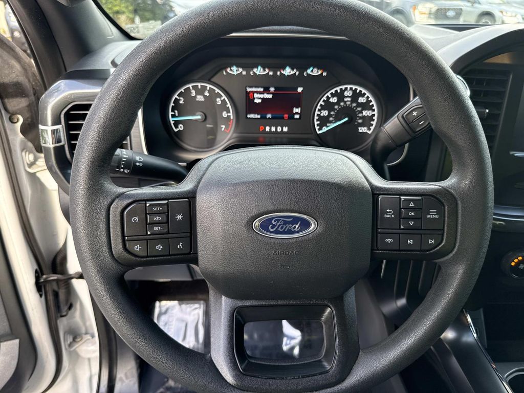 2022 Ford F-150 XL photo 33