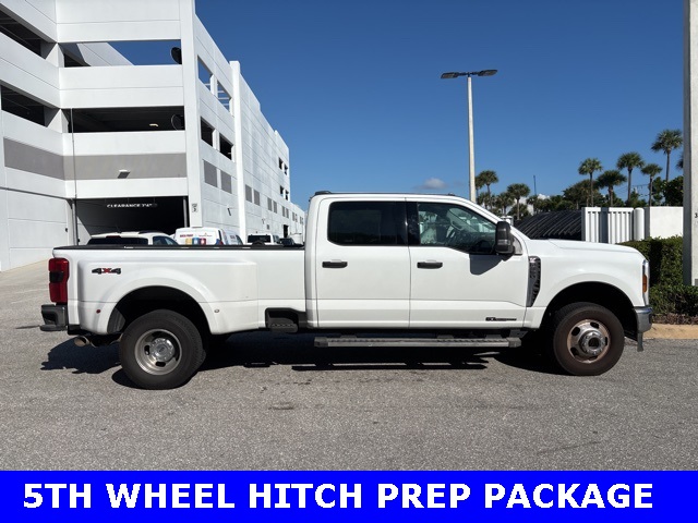 2024 Ford F-350 photo 2
