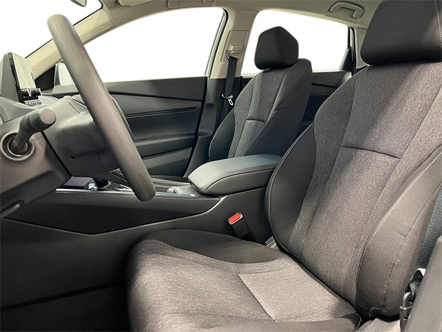 2025 Honda Accord LX photo 12