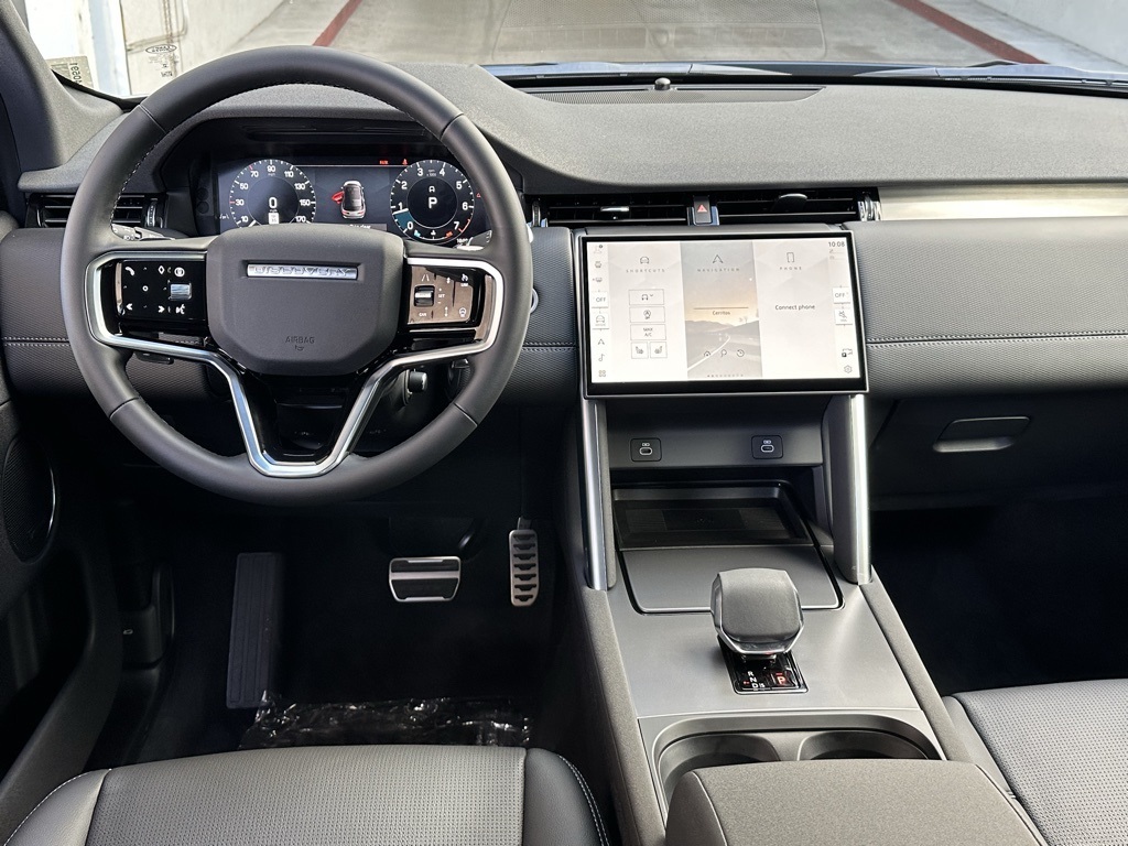 2025 Land Rover Discovery Sport Dynamic SE photo 24