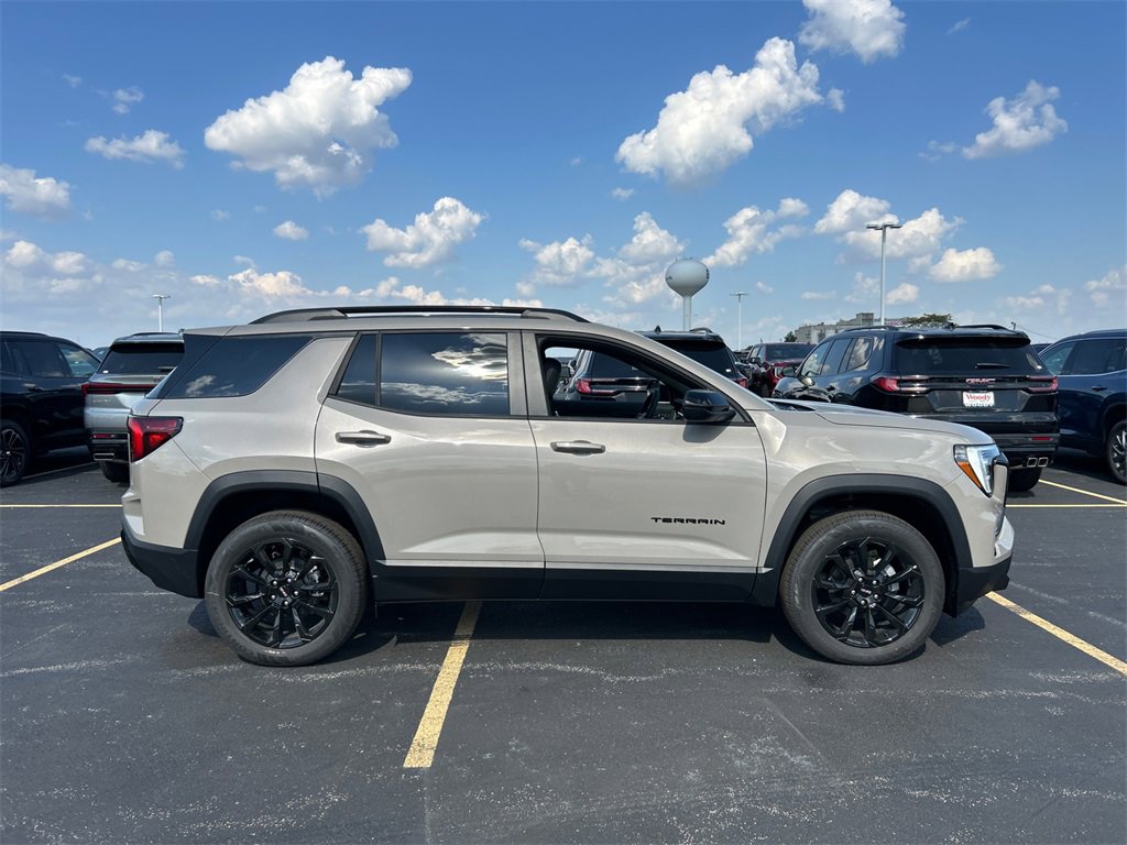 2026 GMC TERRAIN - Image 8