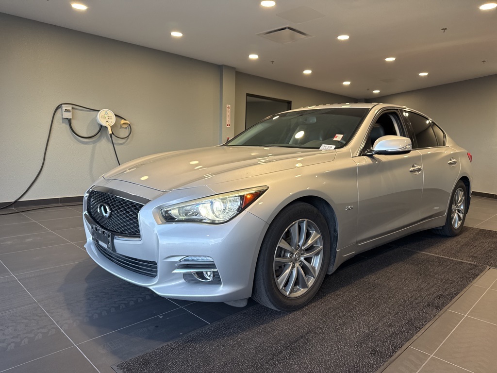 2017 INFINITI Q50 Premium