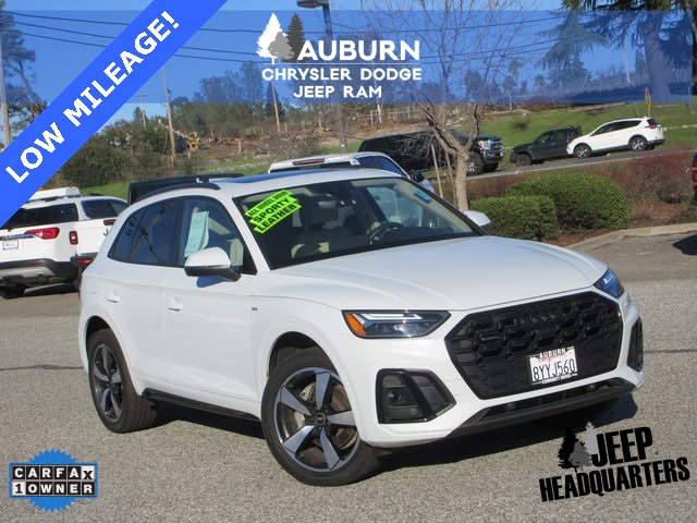 2022 Audi Q5 Premium Plus's photo