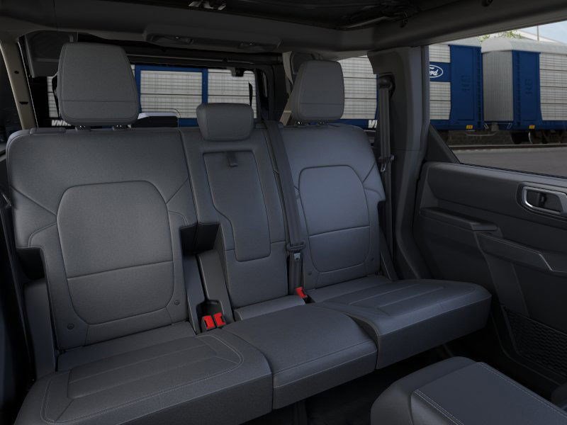2025 Ford Bronco Outer Banks photo 10
