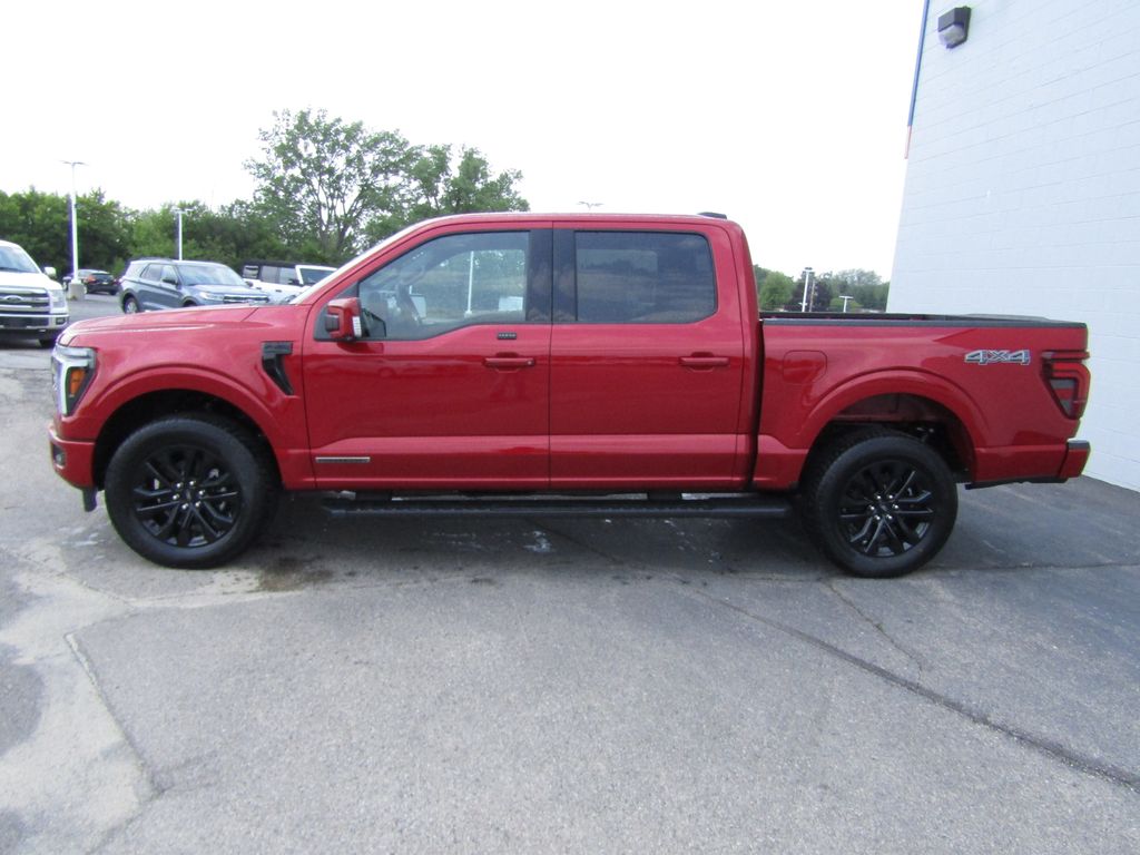 2025 Ford F-150 Lariat photo 2