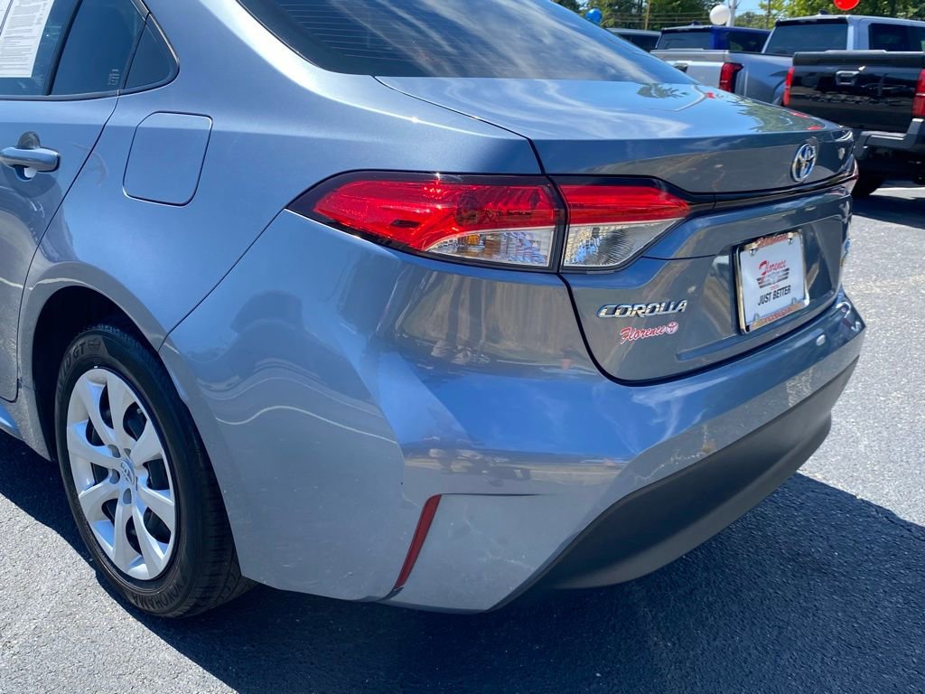 2024 Toyota Corolla Hybrid LE photo 9