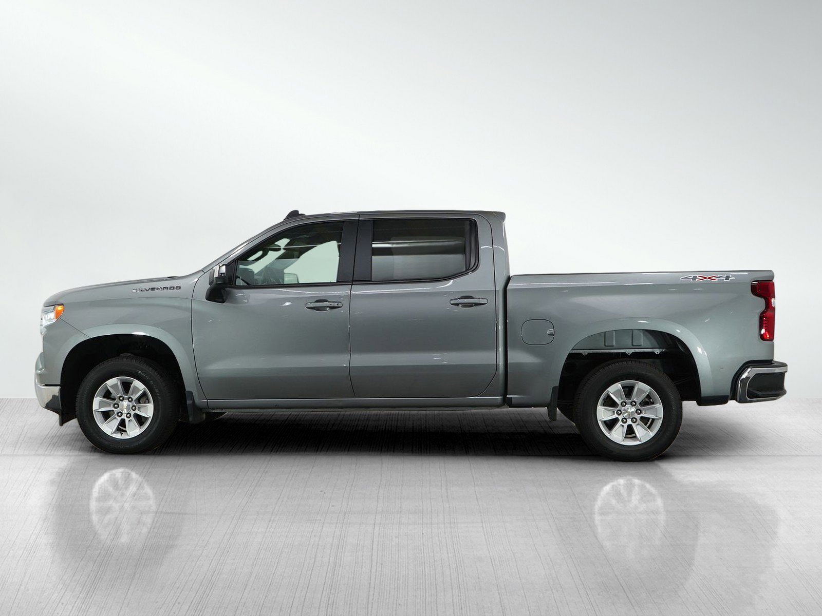 Used 2023 Chevrolet Silverado 1500 LT with VIN 1GCPDDEK0PZ253734 for sale in Burnsville, Minnesota