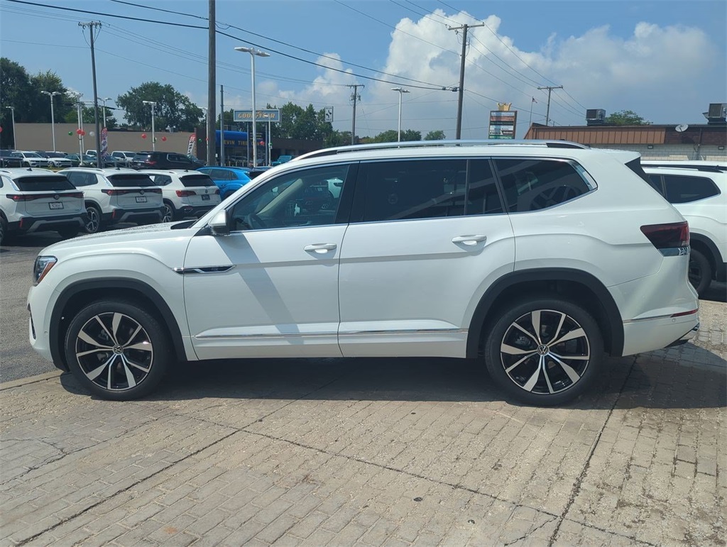 2025 Volkswagen Atlas SEL Premium R-Line photo 5