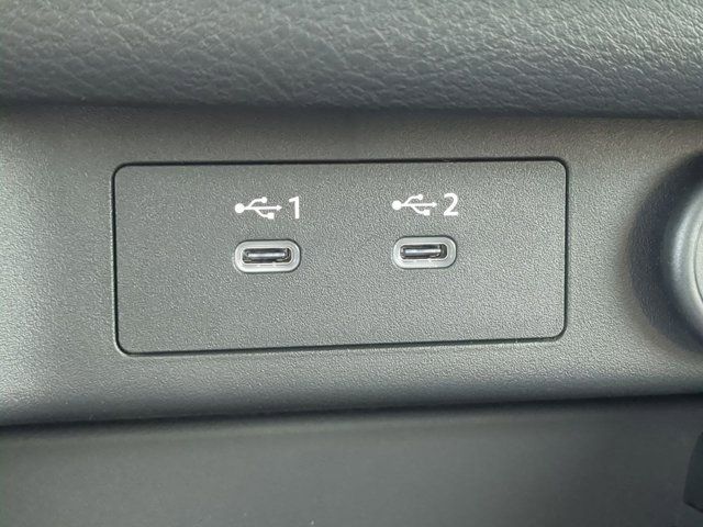 2025 Nissan Rogue SV photo 15