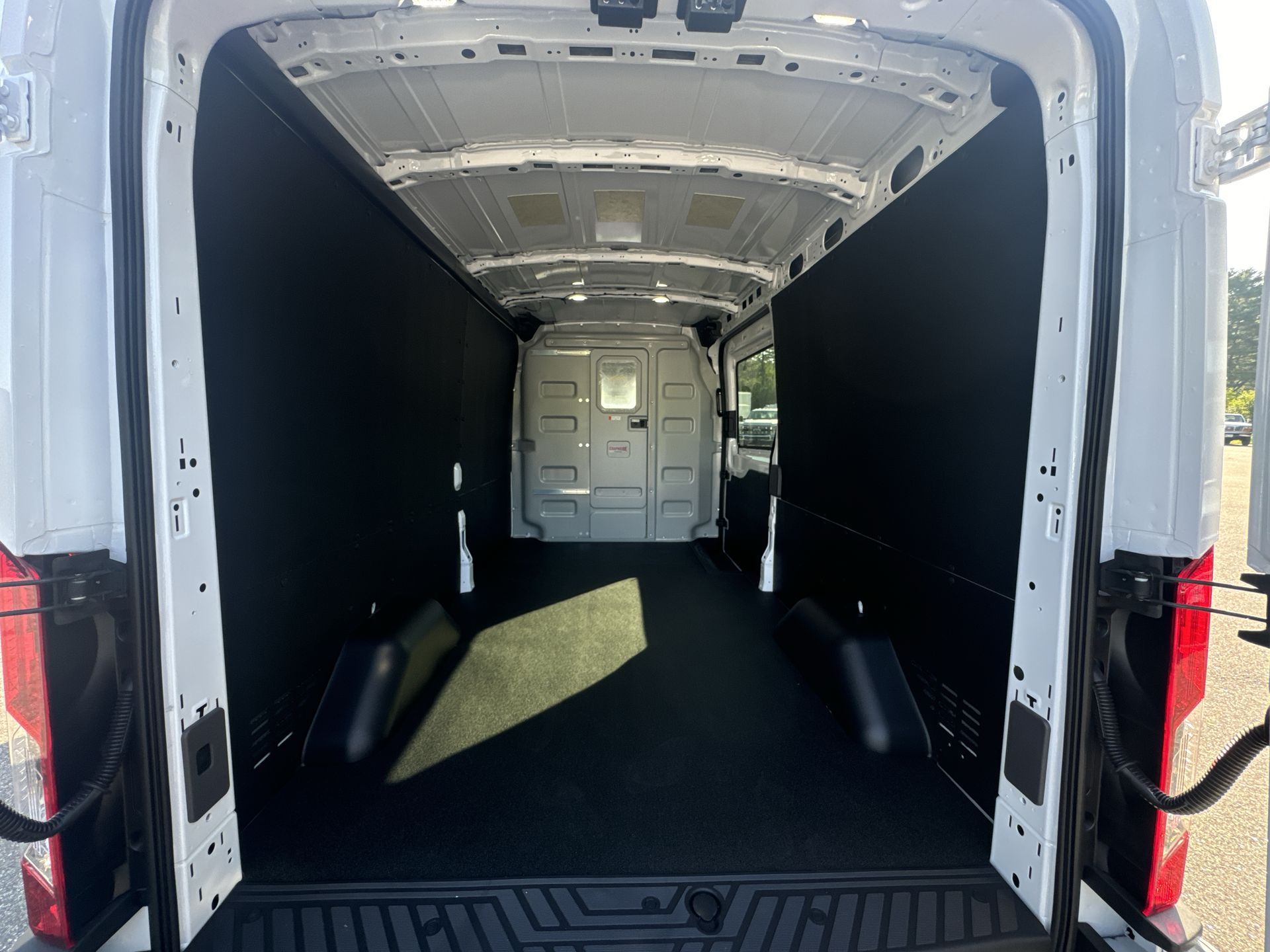 2025 Ford Transit photo 2