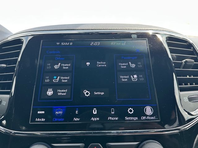 2021 Jeep Grand Cherokee Anniversary Edition photo 24