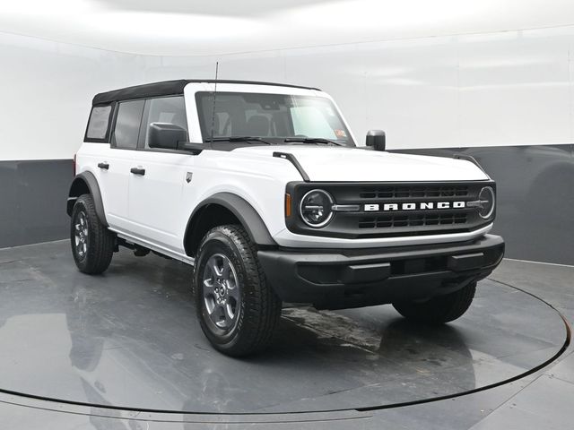 2025 Ford Bronco Big Bend photo 2