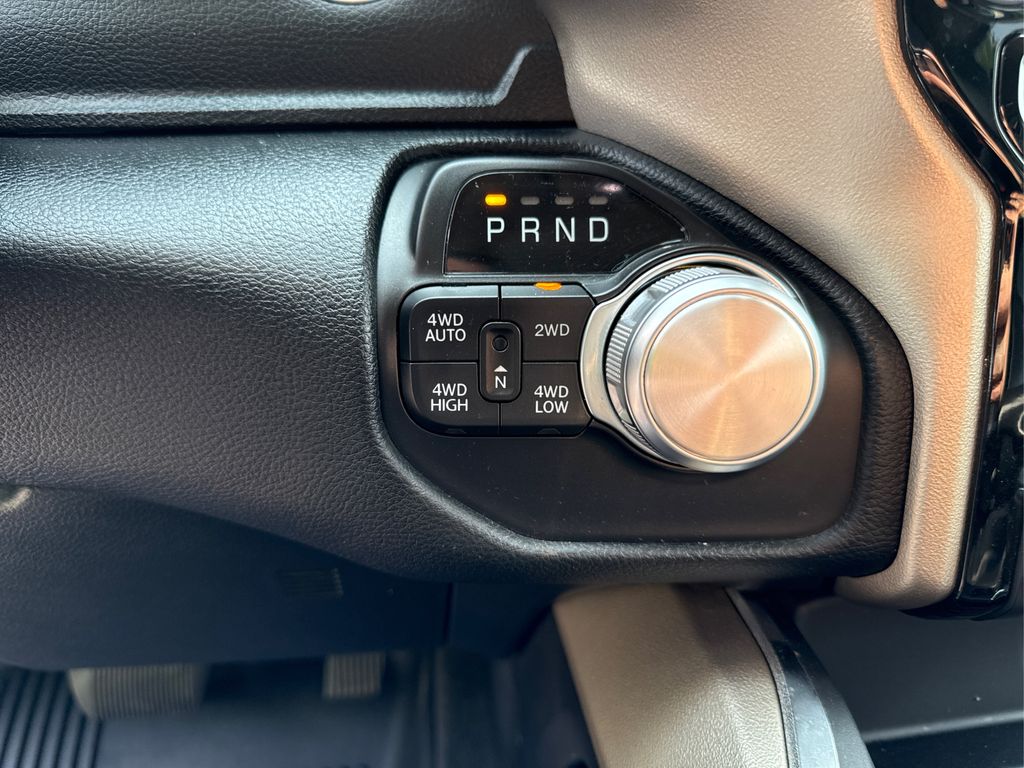 2020 Ram 1500 Laramie photo 34
