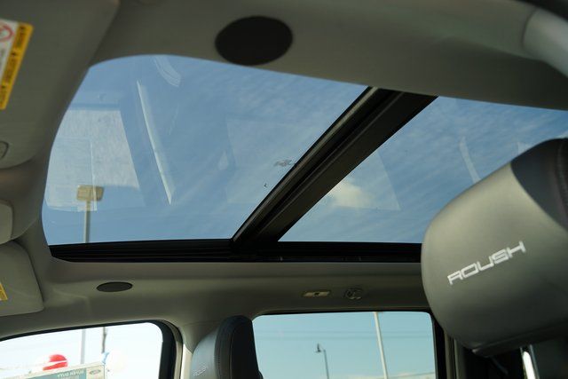 2025 FORD F-250 - Image 36