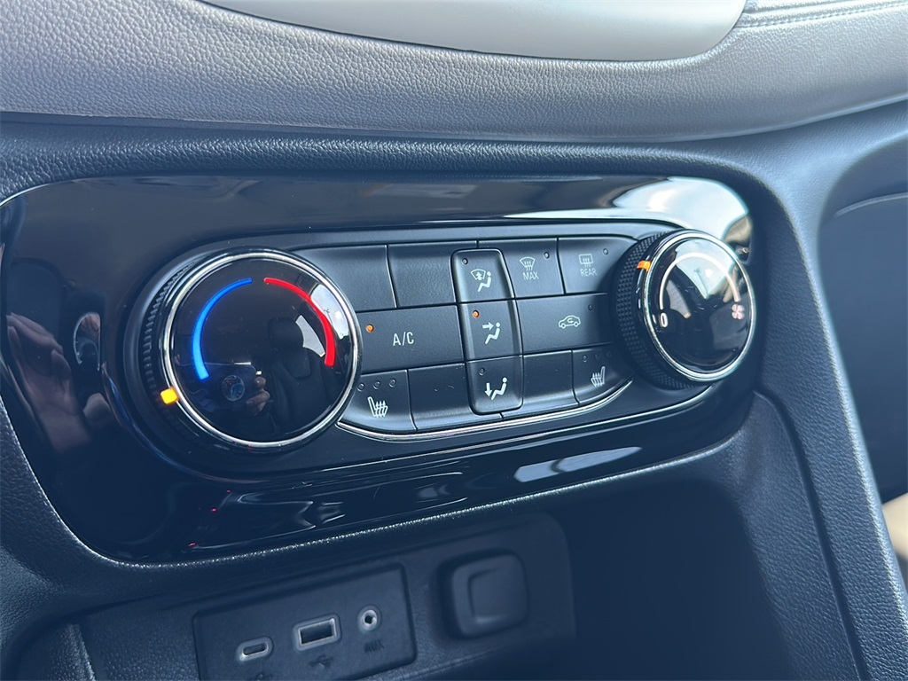 2023 Buick Encore GX Preferred photo 18