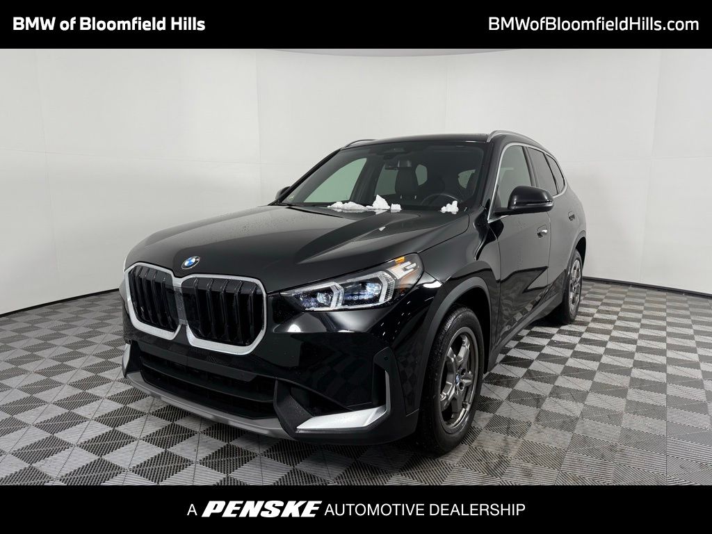 2023 BMW X1 28i's photo