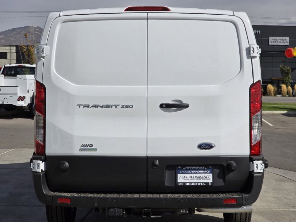 2024 Ford Transit Cargo Van photo 3