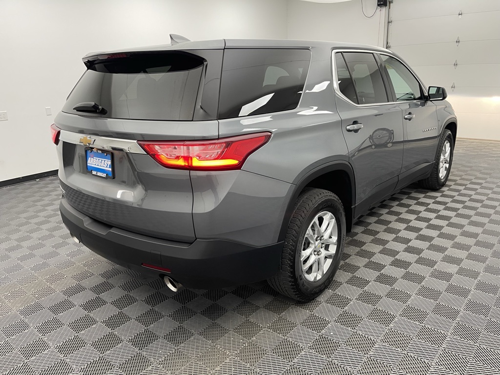 2020 Chevrolet Traverse LS photo 9