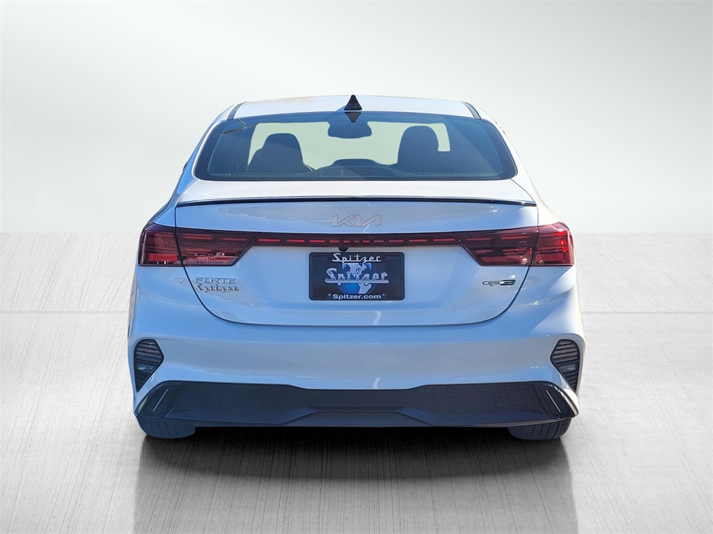 2024 Kia Forte GT-Line photo 6