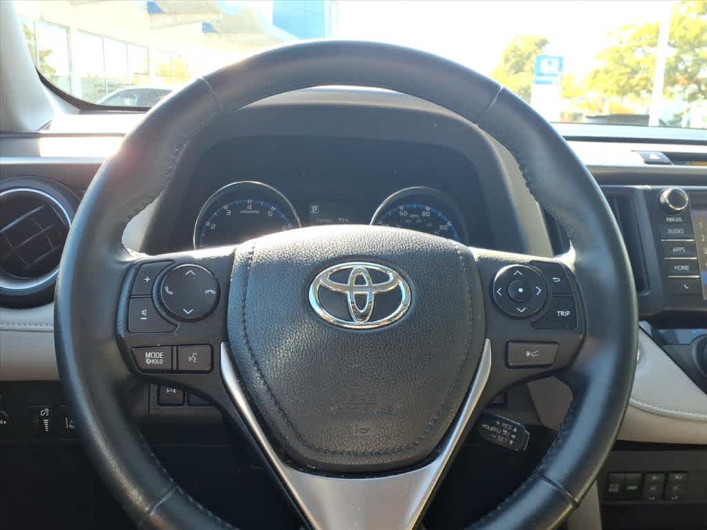 2017 Toyota RAV4 Limited SE Platinum photo 22