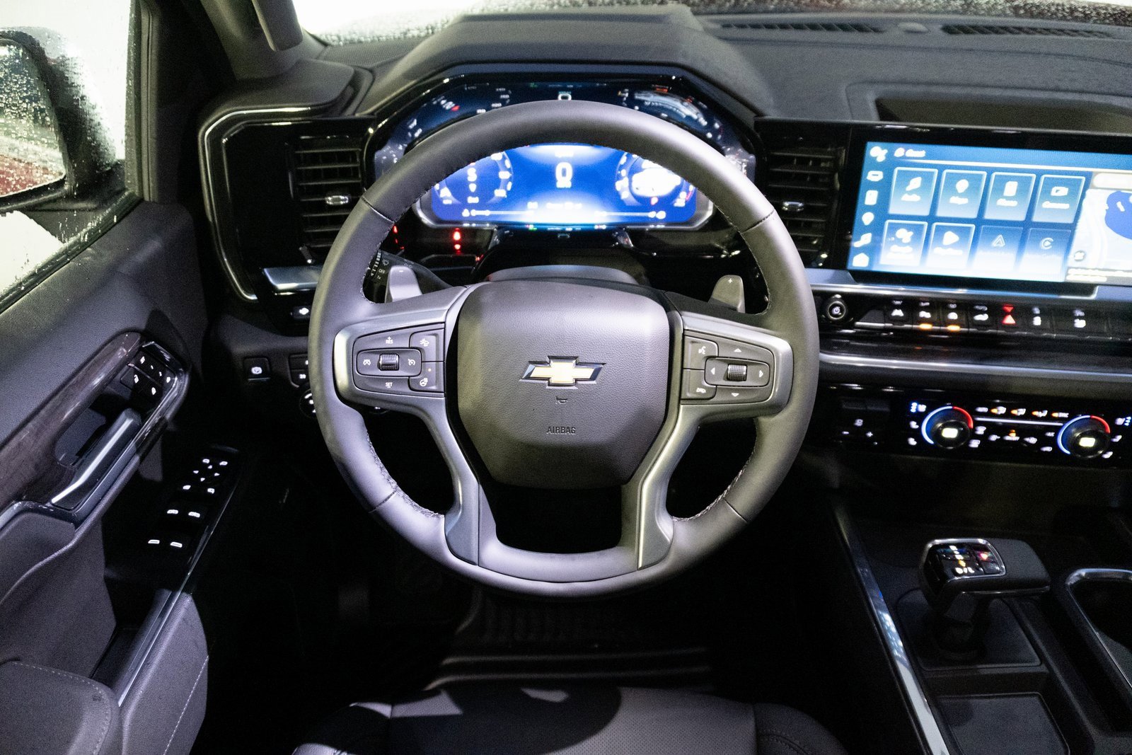 2026 Chevrolet Silverado 1500 LTZ photo 2