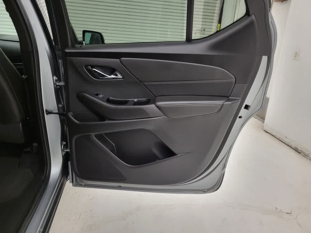 2023 Chevrolet Traverse Premier Leather photo 35